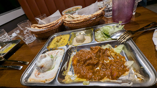Photo of Khana Peena: Indian Restaurant 24-Hour Buffet, Italian Pizza, Dine-In, and Online Orders Canada - 9436 King George Blvd, Surrey, BC V3V 5W3